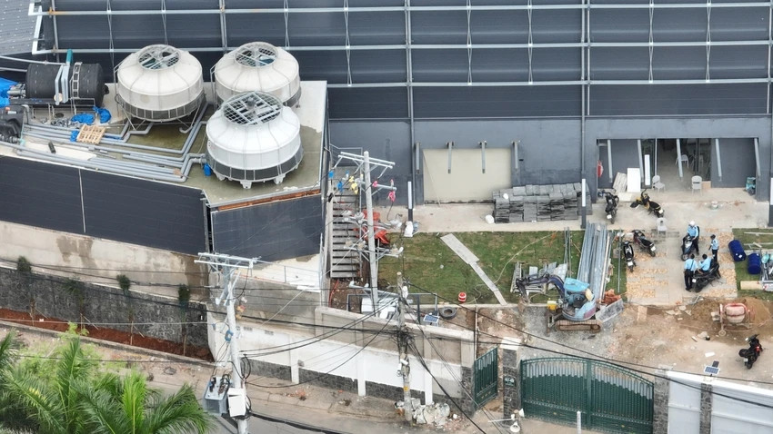 UBND phường An Phú, thông tin từ ngày từ ngày 2/4 đến ngày 3/5, phường đã phối hợp với Thanh tra xây dựng TP Thủ Đức 6 lần đến kiểm tra, lập biên bản ghi nhận sai phạm, yêu cầu ngưng thi công. (Ảnh: PLO).