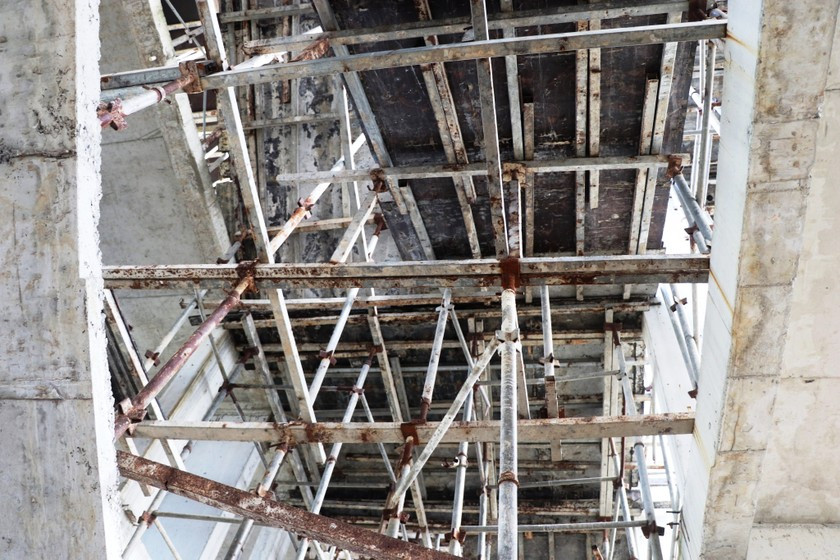 Thanh tra tỉnh Quảng Nam sau đó chuyển toàn bộ hồ sơ sang Phòng Cảnh sát Kinh tế Công an tỉnh Quảng Nam để tiếp tục điều tra sai phạm liên quan đến dự án. (Ảnh: PLVN).