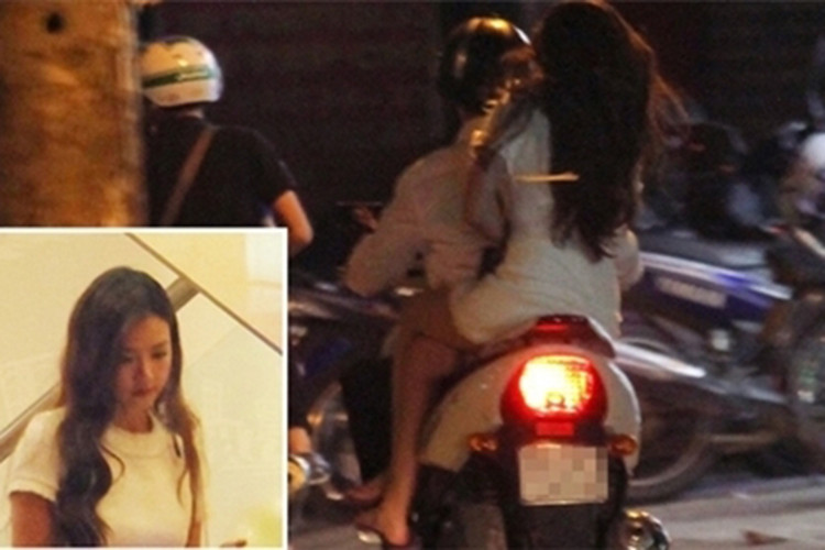 Năm 2016, Midu mất điểm vì hình ảnh không đội mũ bảo hiểm khi ngồi xe máy. Giữa ồn ào, nữ diễn viên phân trần rằng khi trở về nhà vào tối khuya, vì quá vội nên cô không kịp chuẩn bị mũ bảo hiểm và do bãi đậu xe ngay gần nhà. Midu khẳng định sẽ rút kinh nghiệm.