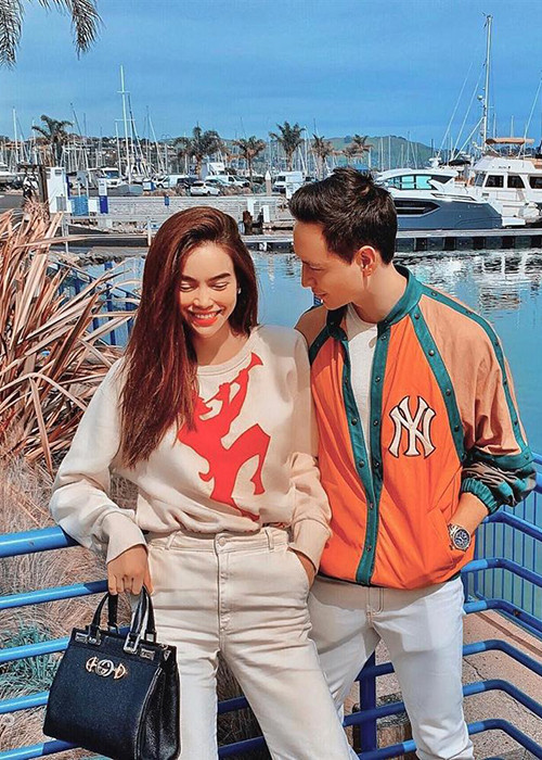 Không chỉ Hà Hồ, Kim Lý cũng tỏ ra hạnh phúc từ khi cả hai gắn bó. Ảnh: FBNV