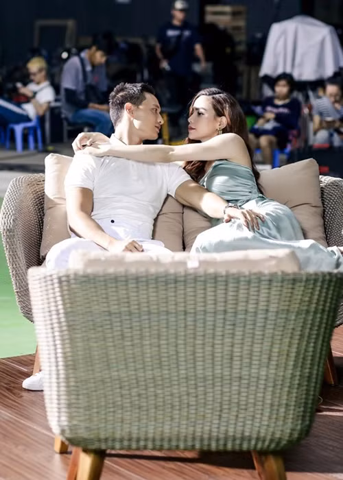 "Kim cần gia đình và con cái. Kim chưa bao giờ kết hôn...Tôi muốn giữ cho tình yêu của mình còn mãi, bằng cách trở thành tình nhân", nữ hoàng giải trí chia sẻ. Ảnh: Maskonline