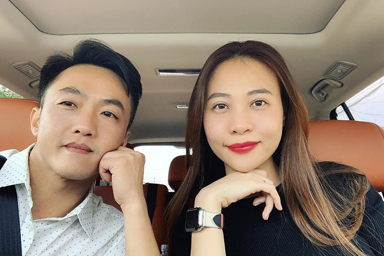 Là chồng cũ của Hà Hồ, Cường Đô la đã làm đám hỏi với Đàm Thu Trang vào tháng 1/2019. Ảnh: FBNV