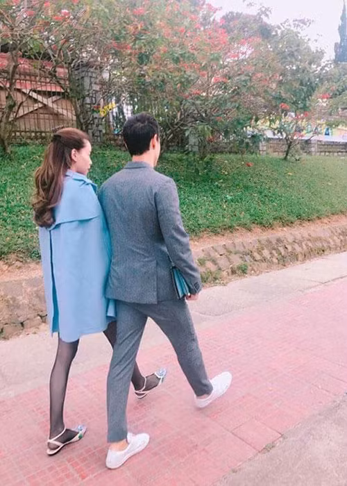 Trước tình cảm ngày càng mặn nồng giữa Kim Lý và Hà Hồ, fan giục cặp đôi sớm về chung một nhà. Ảnh: Khám phá