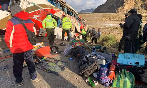 Tai nan xe buyt tai Bolivia, gan 40 nguoi thuong vong