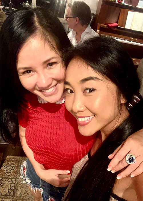 Diva Hồng Nhung còn được Đoan Trang động viên sau biến cố hôn nhân.