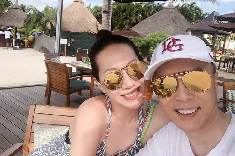 Ông xã ngày càng phong độ nhưng Uông Thi Thi không lo sợ chồng bị người phụ nữ khác cám dỗ.