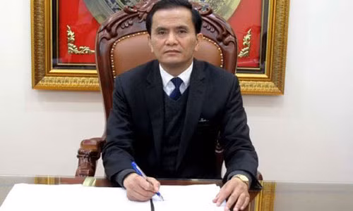 Ong Ngo Van Tuan vang mat trong ngay lam viec dau tien o vi tri Chanh van phong So Xay dung Thanh Hoa