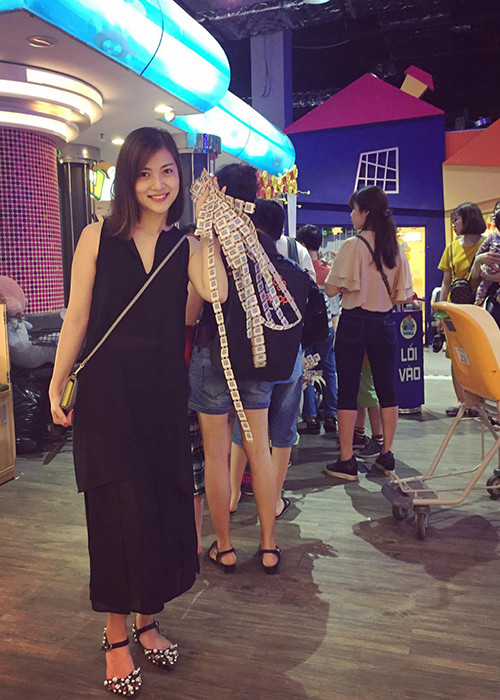 Ngọc Anh chiếm được thiện cảm người đối diện bởi nụ cười rạng rỡ.