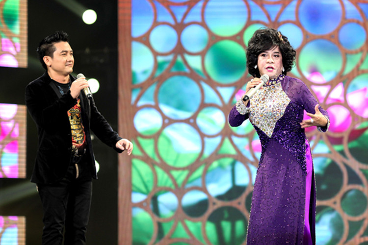 Khi hay tin Anh Vũ qua đời, Minh Nhí đau xót, chỉ mong từng giây từng phút gặp lại người em của mình. Ảnh: Người đưa tin