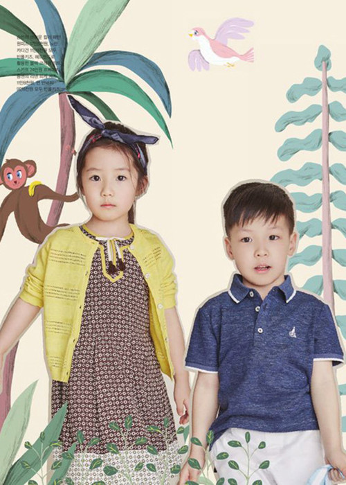 Seung Bin càng lớn càng đáng yêu. Ngoài ra, cô nhóc còn biết làm điệu, chụp ảnh selfie.