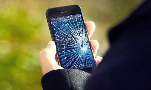 Nhung tro khong nen bo qua neu dinh troll ban be dip Ca thang Tu