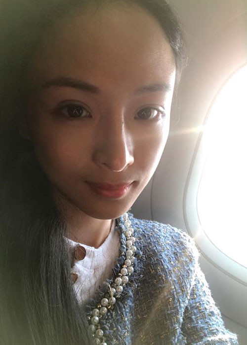 Trong cuộc phỏng vấn trên Vietnamnet vào tháng 3/2019, Phương Nga chia sẻ sau khi được tại ngoại, cô đọc sách nhiều hơn, đặc biệt về pháp luật Ảnh: FBNV