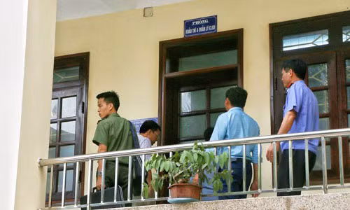 Buoc thoi hoc thi sinh khong du diem do