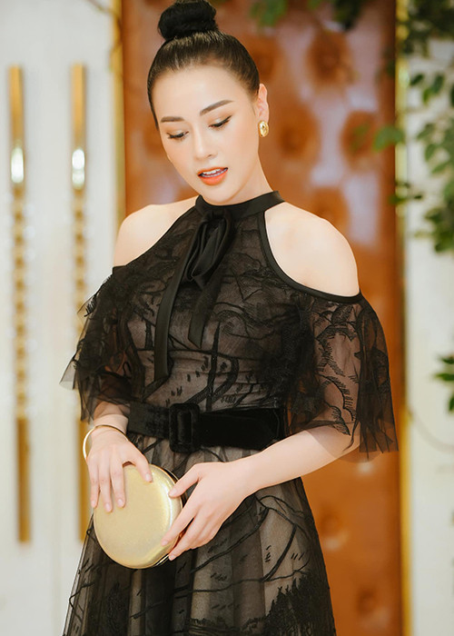 Trước "Nàng dâu order", Phương Oanh vụt sáng thành sao nhờ vai Quỳnh trong bộ phim truyền hình "Quỳnh búp bê".