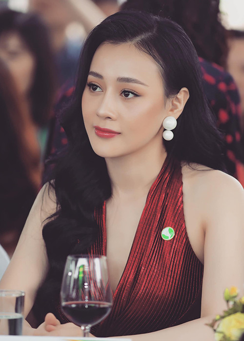 Vì diễn quá đạt vai tiểu tam trong bộ phim "Nàng dâu order", Phương Oanh bị nhiều khán giả ghét lây.