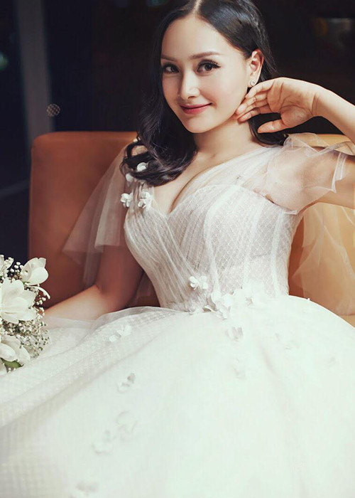 Sau khi sinh con, "Lam" của "Nàng dâu order" ngày càng đẹp mặn mà.