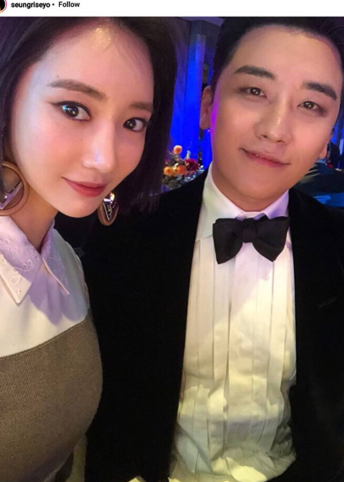 Go Joon Hee bị vạ lây vì scandal của ca sĩ Seungri khi một số cư dân mạng tung tin cô nằm trong đường dây môi giới mại dâm của cựu thành viên nhóm Big Bang.