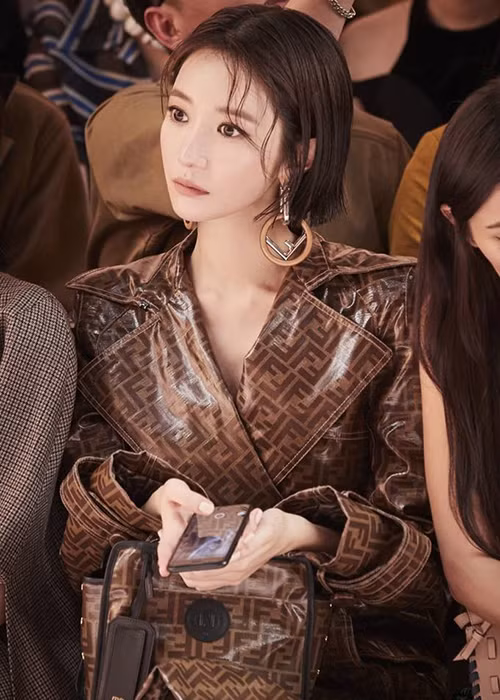 Go Joon Hee hiện được xem là "Biểu tượng thời trang của Hàn Quốc".