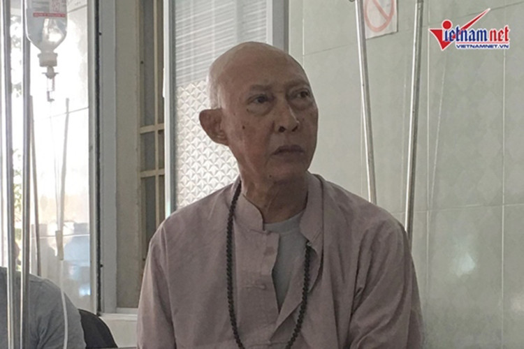 Nghệ sĩ Lê Bình bị ung thư từ tháng 4/2018 nhưng mấy tháng sau đó, bạn bạn bè và đồng nghiệp mới biết thông tin do ông giữ kín bệnh tình. Ảnh: Vietnamnet