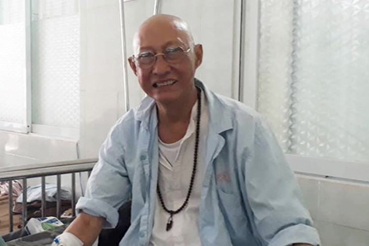 Từ khi mắc bạo bệnh, nghệ sĩ Lê Bình luôn giữ tinh thần lạc quan.