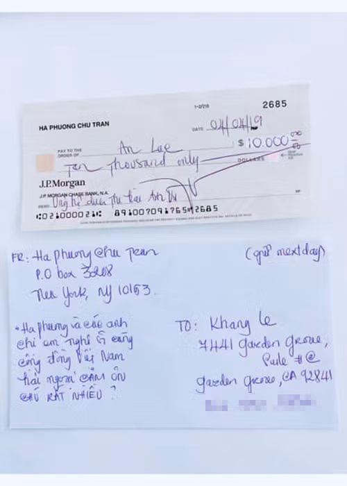 Hà Phương còn công khai hình ảnh chi phiếu 10.000 USD dành cho việc hỗ trợ đưa thi hài của Anh Vũ về Việt Nam cũng như tin nhắn từ nhà quàn xác nhận đã nhận được chi phiếu từ Hà Phương.