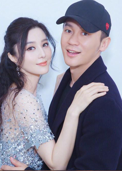 Từ khi Phạm Băng Băng vướng scandal trốn thuế, Lý Thần không thường xuất hiện bên bạn gái, dấy nghi vấn cả hai chia tay.