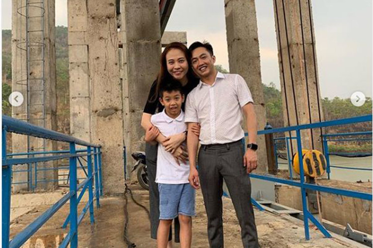 Hồi tháng 1/2019, cặp đôi vốn đã bí mật tổ chức lễ ăn hỏi.