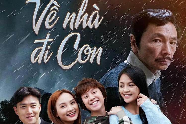 Ngoài Bảo Hân, "Về nhà đi con" còn có sự tham gia diễn xuất của Bảo Thanh, nghệ sĩ Trung Anh, Thu Quỳnh, Tuấn Tú.