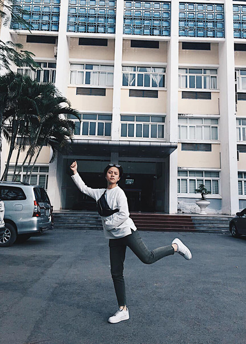 Nữ diễn viên trẻ hiện nhận được những lời khen về vai diễn Ánh Dương.