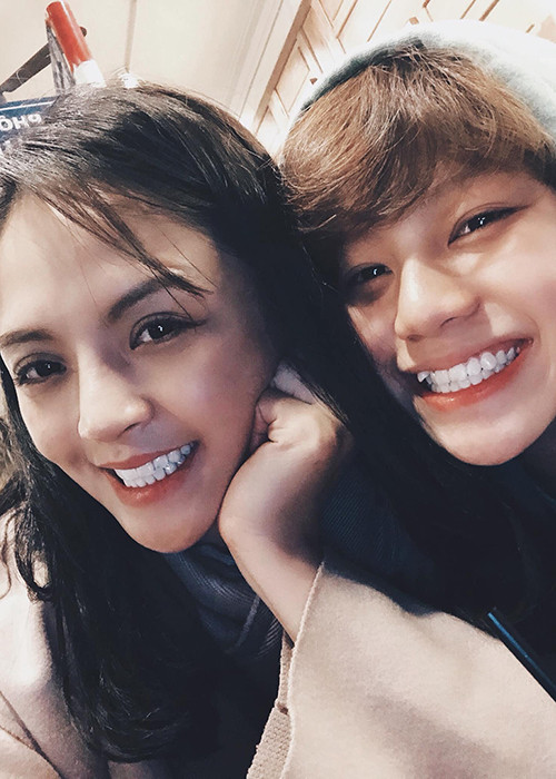 Về phía Bảo Hân, cô cho hay: "Khi nhận vai diễn này em thấy nhân vật giống với tính cách ngoài đời của em đến 90%. Vậy nên, khi hóa thân vào nhân vật cũng không quá khó".