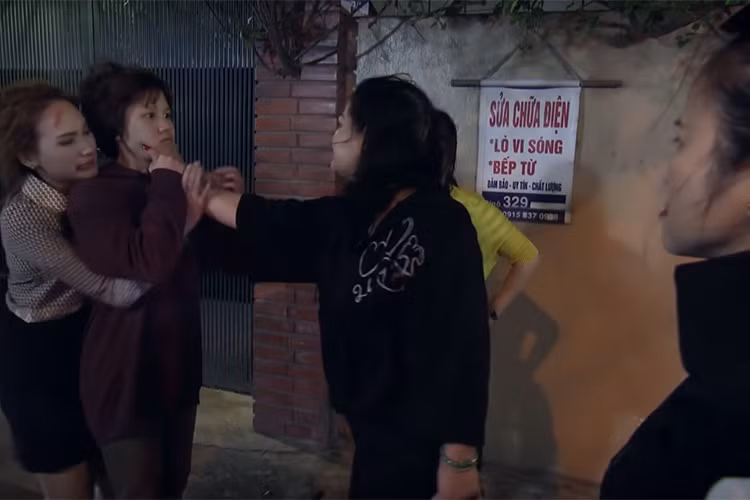 Diễn xuất tự nhiên giúp Bảo Hân chiếm được cảm tình của khán giả dù cô chưa có kinh nghiệm đóng phim. Ảnh: Người đưa tin