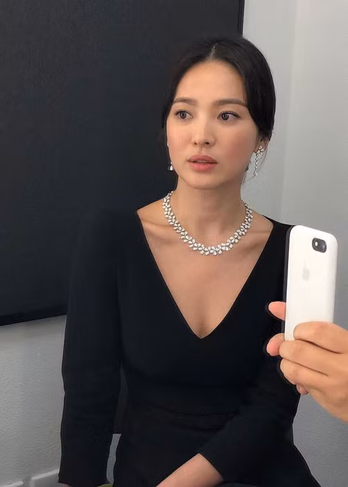 Song Hye Kyo vốn được mệnh danh là mỹ nhân không tuổi của làng giải trí xứ Hàn nói riêng và châu Á nói chung. Ảnh: Sohu