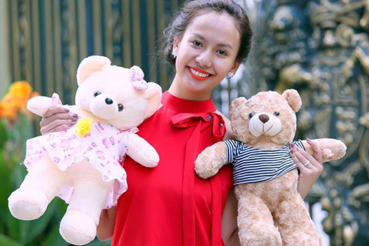 Chia sẻ với Zing, Thúy Anh cho biết trường hợp trở nặng, các bác sĩ buộc phải can thiệp phẫu thuật ở não để giải quyết tình trạng ứ nước. Ảnh: Zing