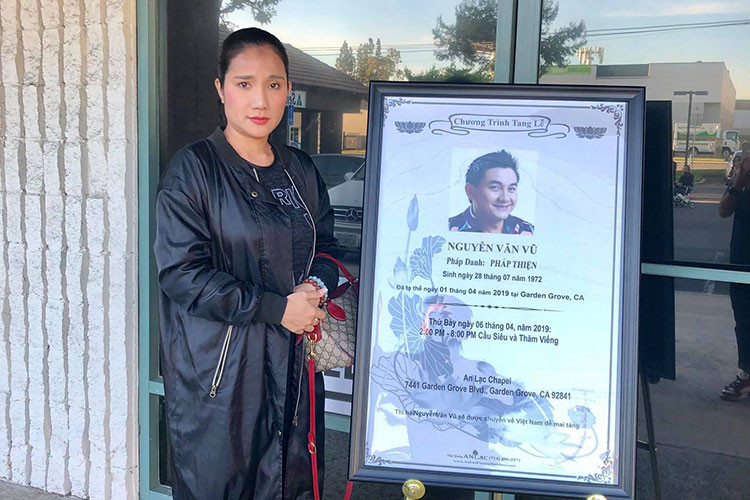 Lễ tang ở Mỹ của Anh Vũ được tổ chức tại nhà quàn An Lạc.