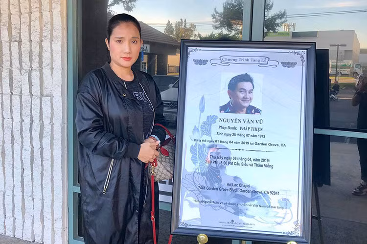 Lễ tang ở Mỹ của Anh Vũ được tổ chức tại nhà quàn An Lạc.