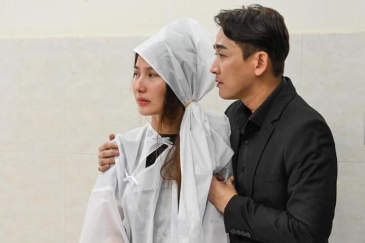  Mẹ ruột của Diễm My 9x qua đời ở tuổi 58 sau 2 tuần nhập viện vì sốt khiến bạn bè, đồng nghiệp và người hâm mộ của nữ diễn viên vô cùng xót xa. Ảnh: Khám phá