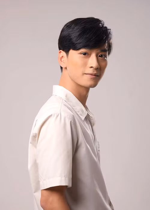 Trần Nghĩa được chọn vì có vẻ nho nhã đúng chất “thầy giáo Ngạn,” coi nhẹ vật chất, sống chết với tình yêu lý tưởng của mình.