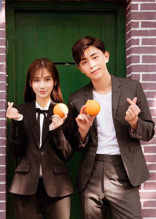 Giữa tin đồn ém chuyện ly hôn, có tình mới, Angelababy vừa lộ diện.