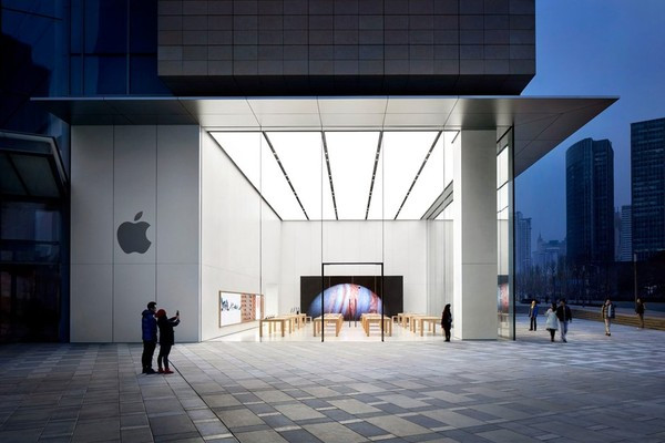 Apple MixC Qingdao: Thị Nam, Sơn Đông, Trung Quốc.