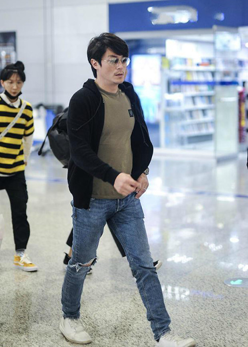 Nam diễn viên tăng cân sau 3 năm kết hôn khiến nhiều người khen Lâm Tâm Như giỏi chăm chồng.