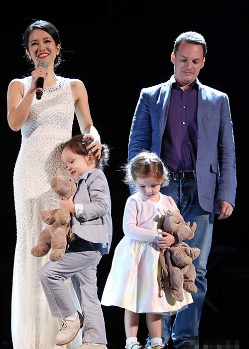 Năm 2018, Hồng Nhung công khai hôn nhân tan vỡ sau 1 năm giữ kín thông tin. Gần đây, chồng cũ của nữ ca sĩ bất ngờ tái hôn. Ảnh: Saostar