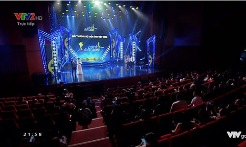 Canh dieu vang 2018: Loat chien thang gay tranh cai, vang ngoi sao-Hinh-3