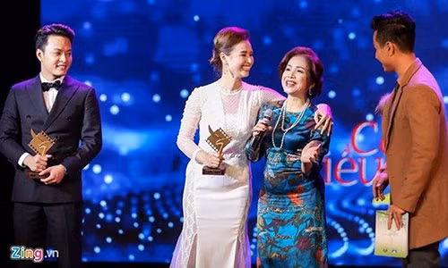 Canh dieu vang 2018: Loat chien thang gay tranh cai, vang ngoi sao-Hinh-4