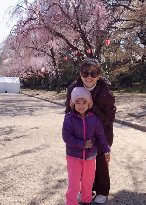 Mới đây, Mai Phương đưa con gái sang Hàn Quốc du lịch.