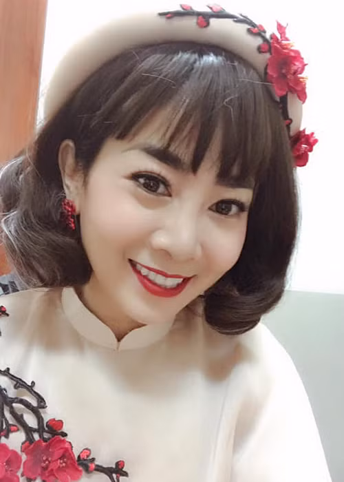 Nữ diễn viên hiện không cần phải đến bệnh viện nhưng vẫn uống thuốc để điều trị bệnh ung thư phổi.