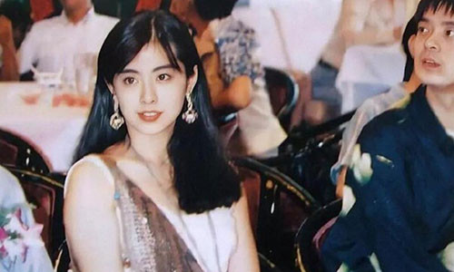 Vương Tổ Hiền - tượng đài sắc đẹp bị lừa tình suốt cả thanh xuân Vuong To Hien - tuong dai sac dep bi lua tinh suot ca thanh xuan