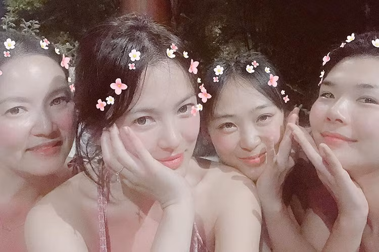 Song Hye Kyo đang tận hưởng thời gian nghỉ dưỡng sau thời gian đóng phim.