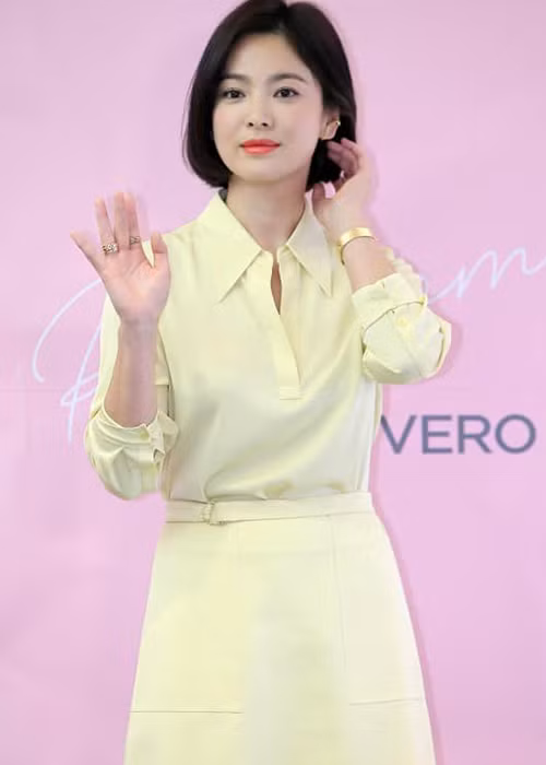 Tin đồn Song Hye Kyo và Song Joong Ki ly hôn rộ lên từ đầu năm 2019. Tuy nhiên, đến nay, cặp đôi vẫn chưa chính thức lên tiếng.