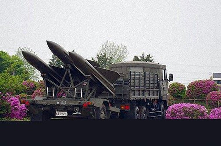 Sở dĩ Ankara chọn hệ thống MIM-23 Hawk của Mỹ thay vì S-400 Nga là do lo ngại hệ thống S-400 có hệ thống phân biệt bạn thù, vì thế chúng khó lòng khai hỏa nếu nhắm vào máy bay Nga.