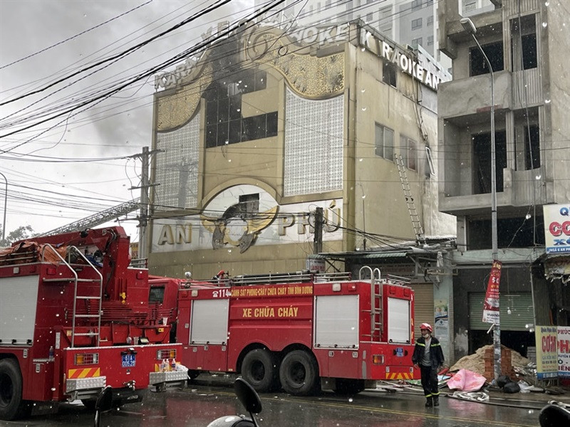 Khoảng 20h15 ngày 6/9/2022, một vụ hỏa hoạn kinh hoàng đã xảy ra tại quán karaoke An Phú nằm trên đường Trần Quang Diệu, phường An Phú, thành phố Thuận An (tỉnh Bình Dương). Lực lượng Cảnh sát Phòng cháy, chữa cháy và cứu nạn, cứu hộ đã nhanh chóng tiếp cận hiện trường chữa cháy, cứu nạn đưa 22 người ra khỏi đám cháy an toàn. Sau khi khống chế đám cháy, lực lượng chức năng ghi nhận có 32 người chết và 17 người bị thương.